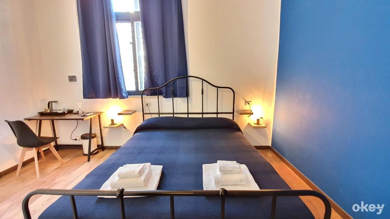 I Covi Del Viaggiatore - Bari Politecnico Extérieur photo